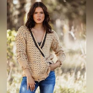 GIMMICKS BY BUCKLE METALLIC FALL SWEATER